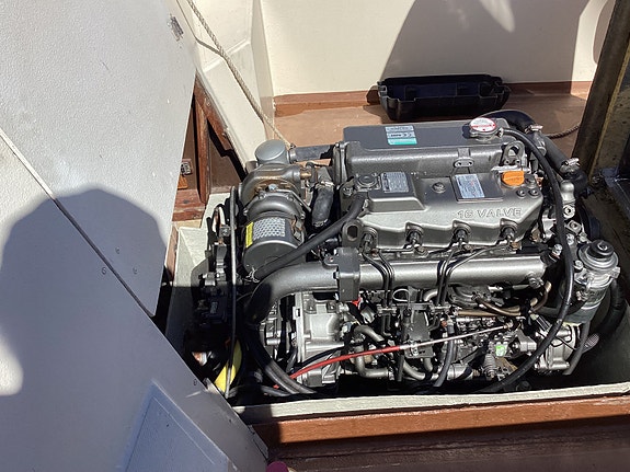 Uttern 720 med yanmar diesel 75hk 5 of 7