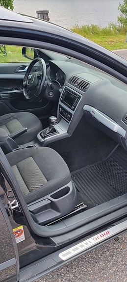 Skoda Octavia Scout 7 of 8
