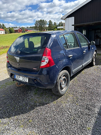 Dacia Sandero 3 of 5