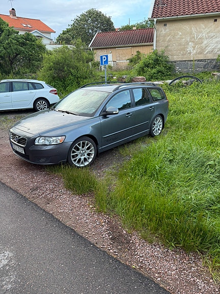Volvo V50 7 of 8