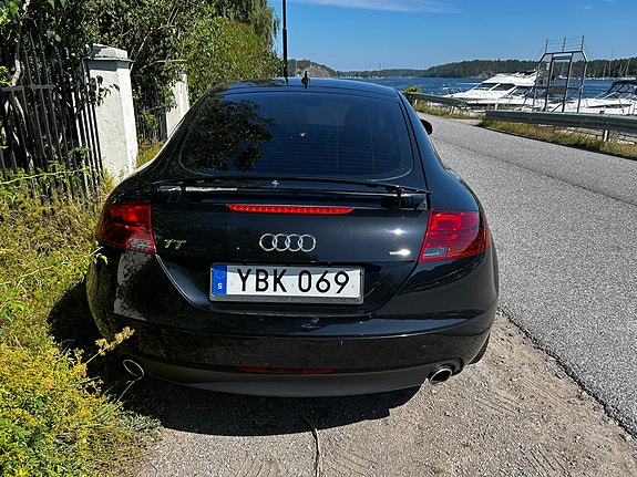 Audi TT 4 of 5