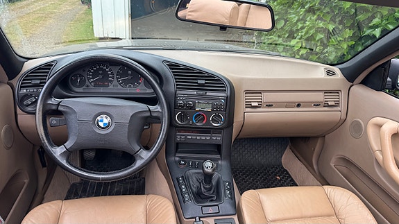 BMW 328i 3 of 12