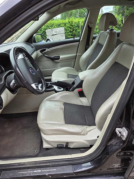 Saab 9-3 5 of 5