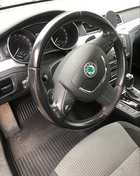 Skoda Superb 5 of 5
