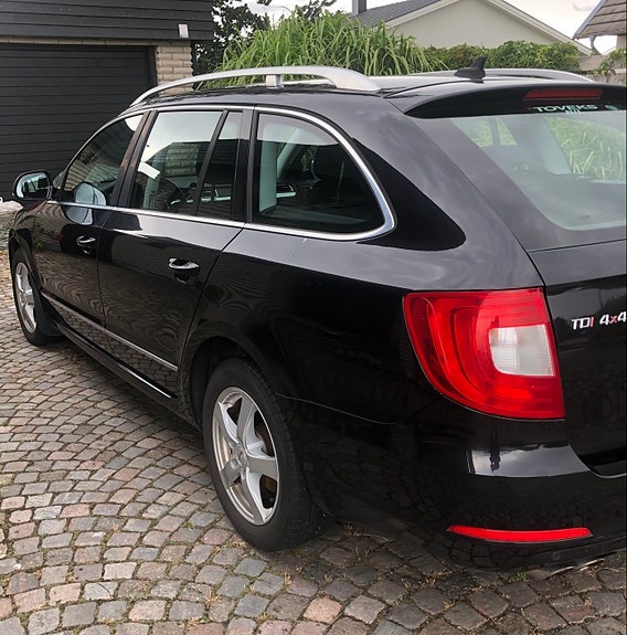 Skoda Superb 4 of 5