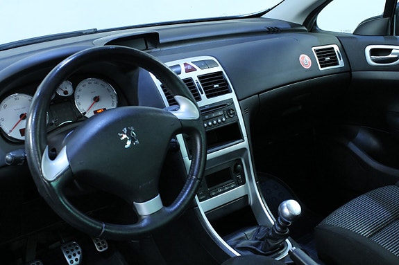 Peugeot 307 CC 8 of 10