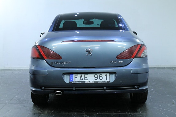 Peugeot 307 CC 6 of 10