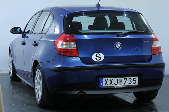 BMW 118i 5 of 11