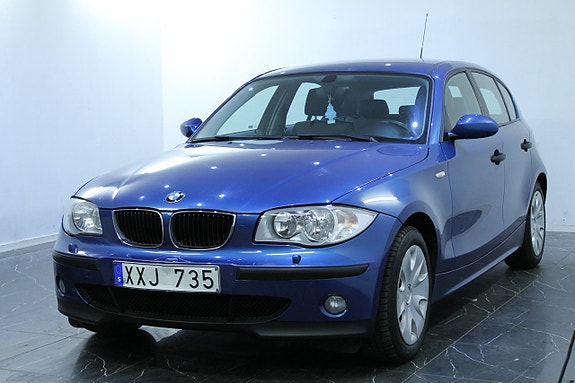 BMW 118i 4 of 11