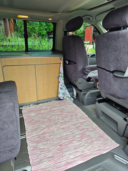 Volkswagen California 13 of 18