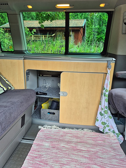 Volkswagen California 14 of 18