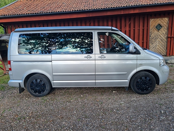 Volkswagen California 4 of 18