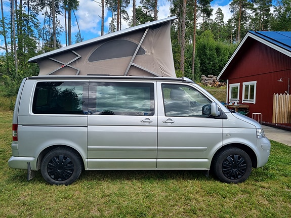 Volkswagen California 2 of 18