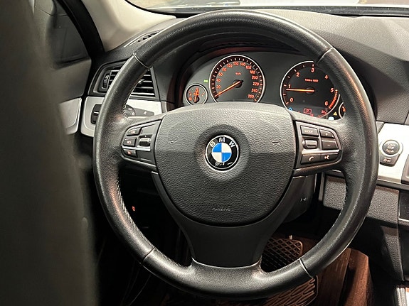 BMW 520d 13 of 19