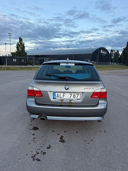 BMW 520d 4 of 8