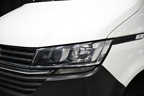 Volkswagen Transporter 2 of 5