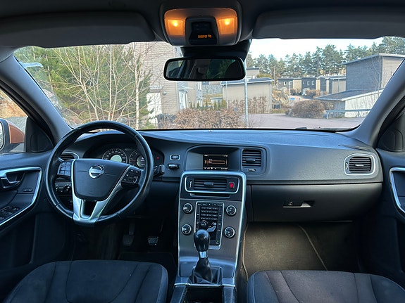 Volvo S60 9 of 9