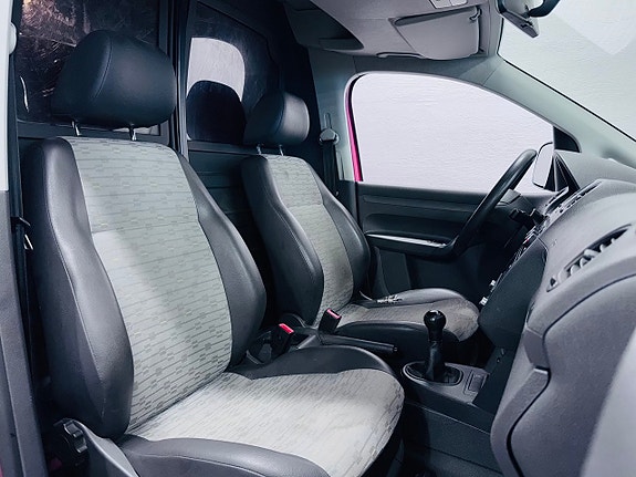 Volkswagen Caddy 6 of 15