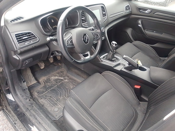 Renault Megane 11 of 16