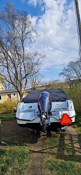 AMT 210DC YAMAHA F200 inkl båttrailer 4 of 5