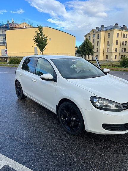 Volkswagen Golf VI 9 of 10