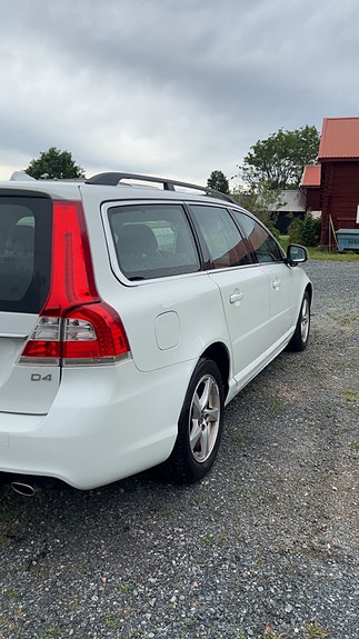 Volvo V70 5 of 5