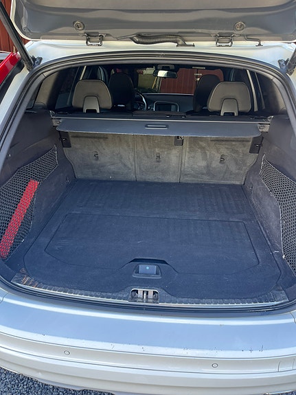 Volvo XC60 5 of 5