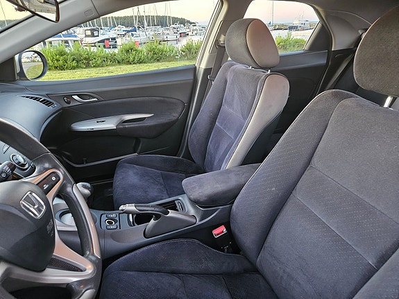 Honda Civic 19 of 23
