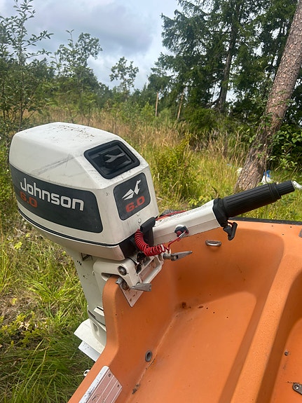 Snurrebåt Uttern 450 med Johnson 6 hk 3 of 3