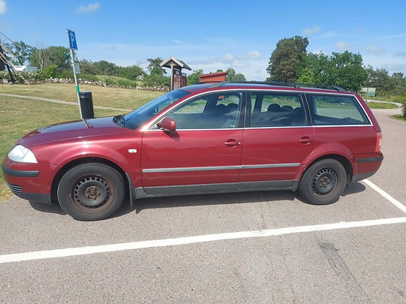 Volkswagen Passat 4 of 5