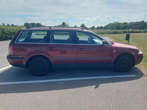 Volkswagen Passat 5 of 5