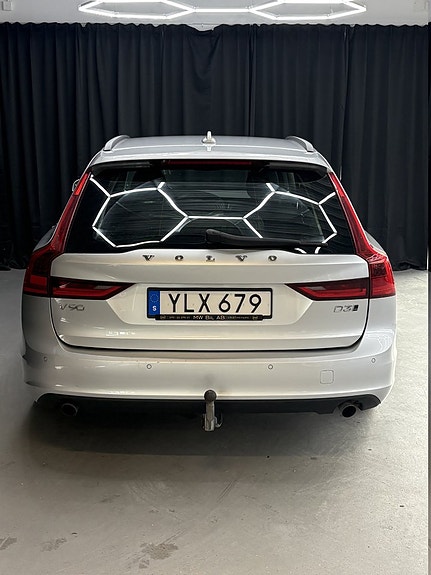 Volvo V90 9 of 13