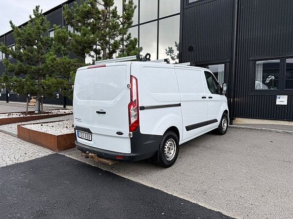 Ford Transit Custom 6 of 18