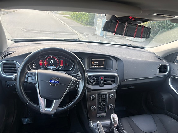 Volvo V40 5 of 5