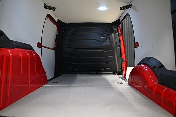 Volkswagen Caddy Maxi 8 of 30