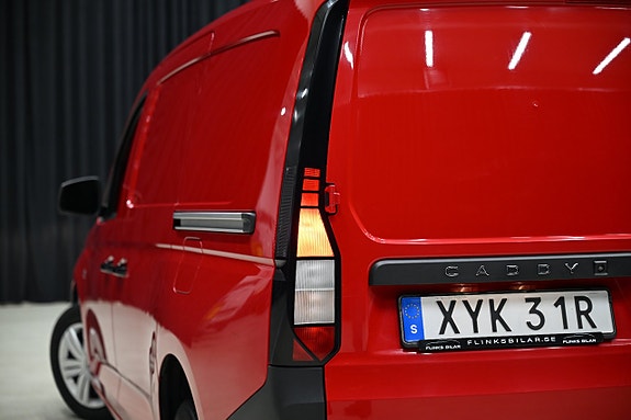 Volkswagen Caddy Maxi 13 of 30