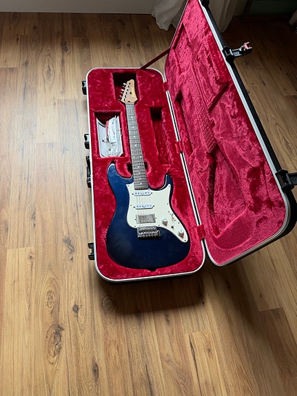 Ibanez AZ2204N Prestige
