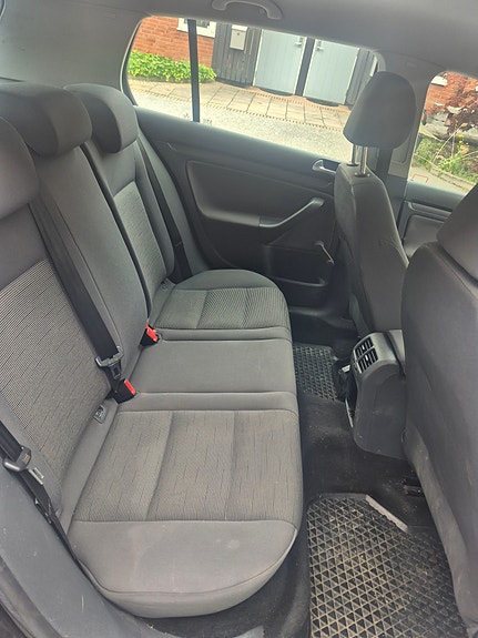 Volkswagen Golf V 5 of 5