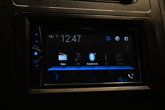 Volkswagen Caddy Alltrack 18 of 25
