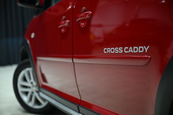 Volkswagen Caddy Alltrack 10 of 25