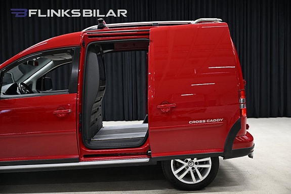 Volkswagen Caddy Alltrack 7 of 25