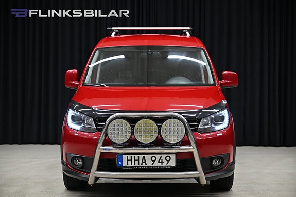 Volkswagen Caddy Alltrack 11 of 25