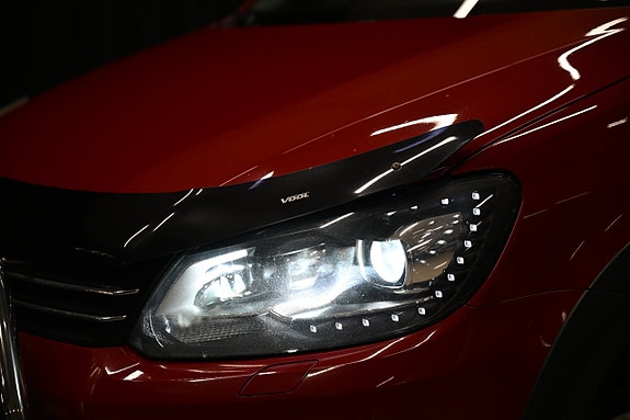 Volkswagen Caddy Alltrack 4 of 5