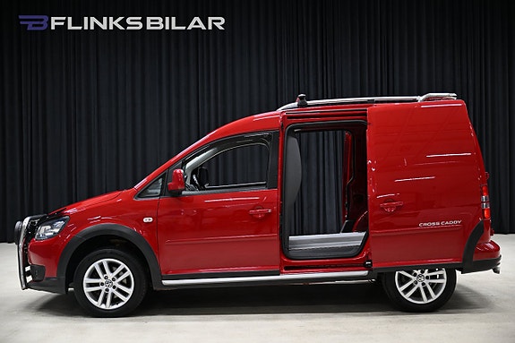 Volkswagen Caddy Alltrack 6 of 25