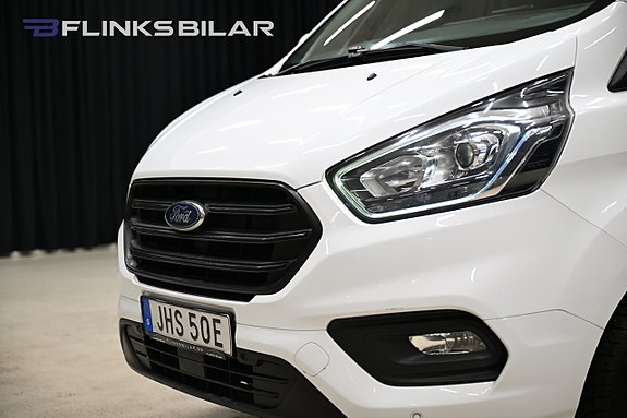 Ford Transit Custom 10 of 30