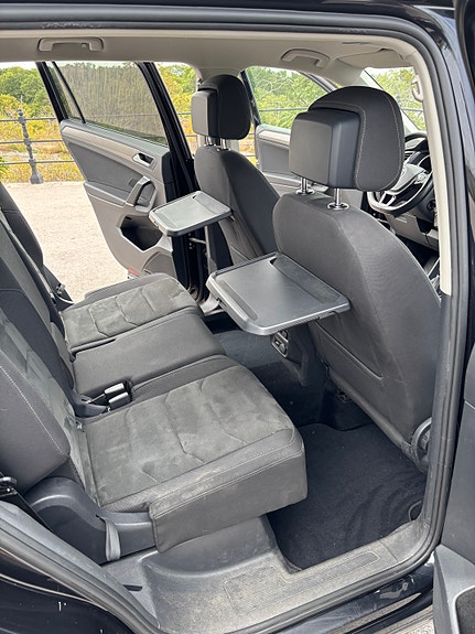 Volkswagen Tiguan Allspace 8 of 11