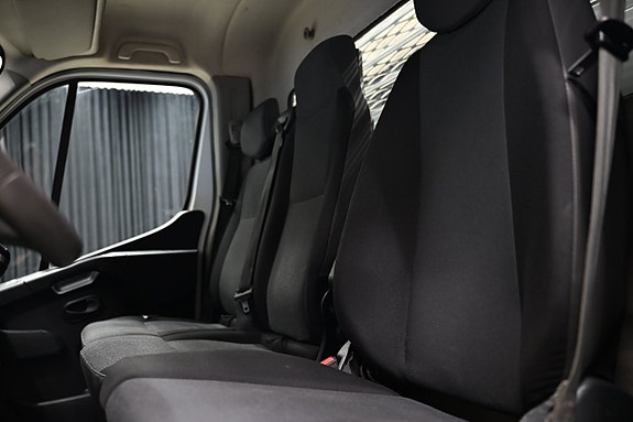 Renault Master 22 of 28