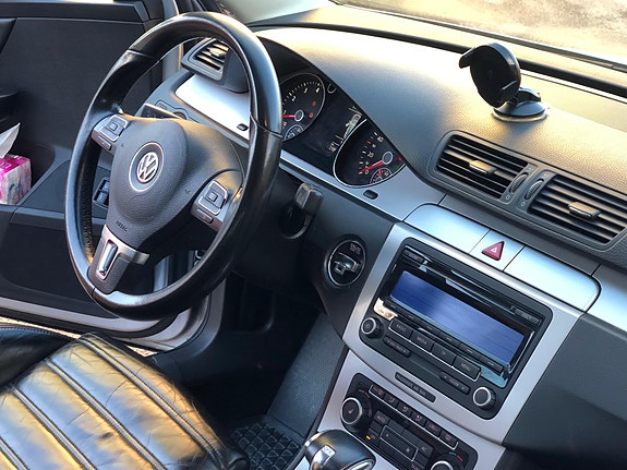 Volkswagen Passat 4 of 7