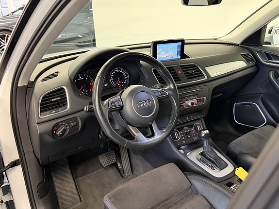 Audi Q3 7 of 21