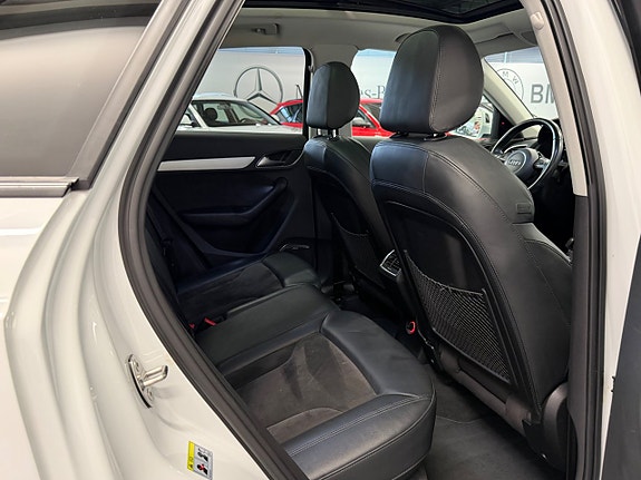Audi Q3 12 of 21